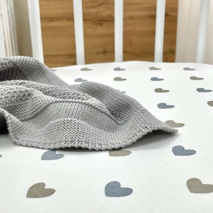 Husa saltea rotunda patut bebe copii cu elastic, Inimioare bej-gri (3)